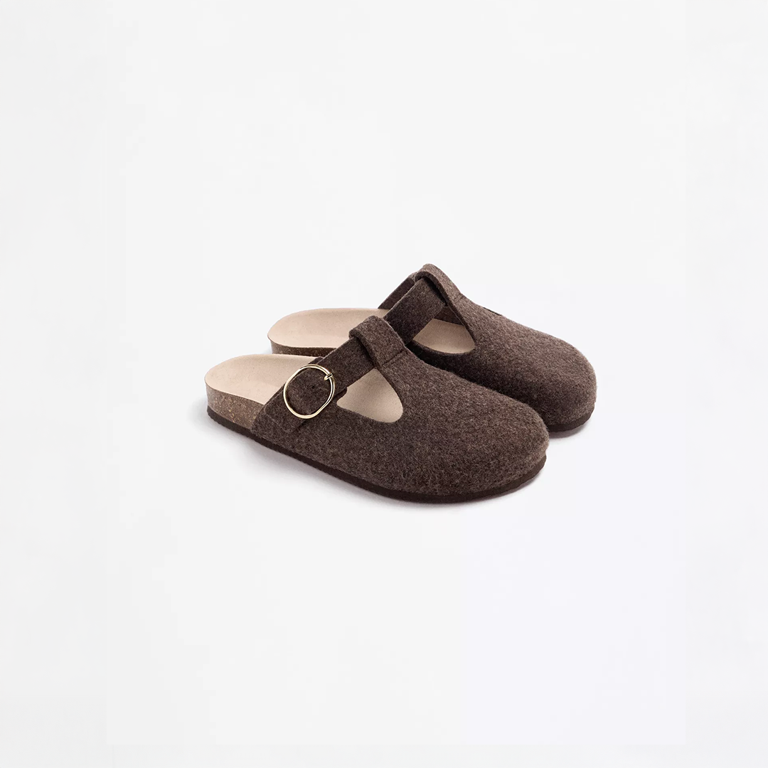 Sabots femme avec boucle – Style italien