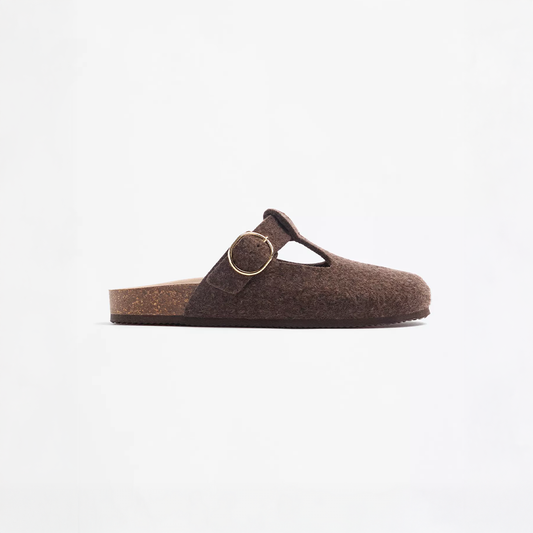 Sabots femme avec boucle – Style italien