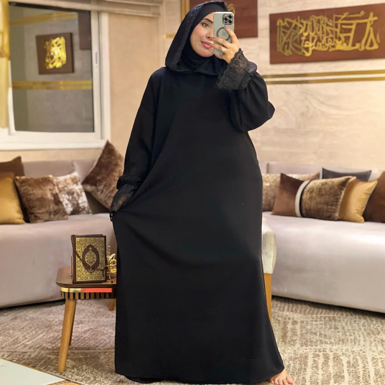 Abaya Royale avec Foulard Intégré