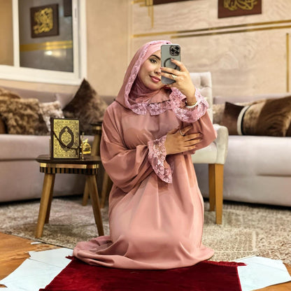 Abaya Royale avec Foulard Intégré
