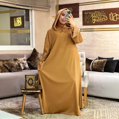 Abaya Royale avec Foulard Intégré