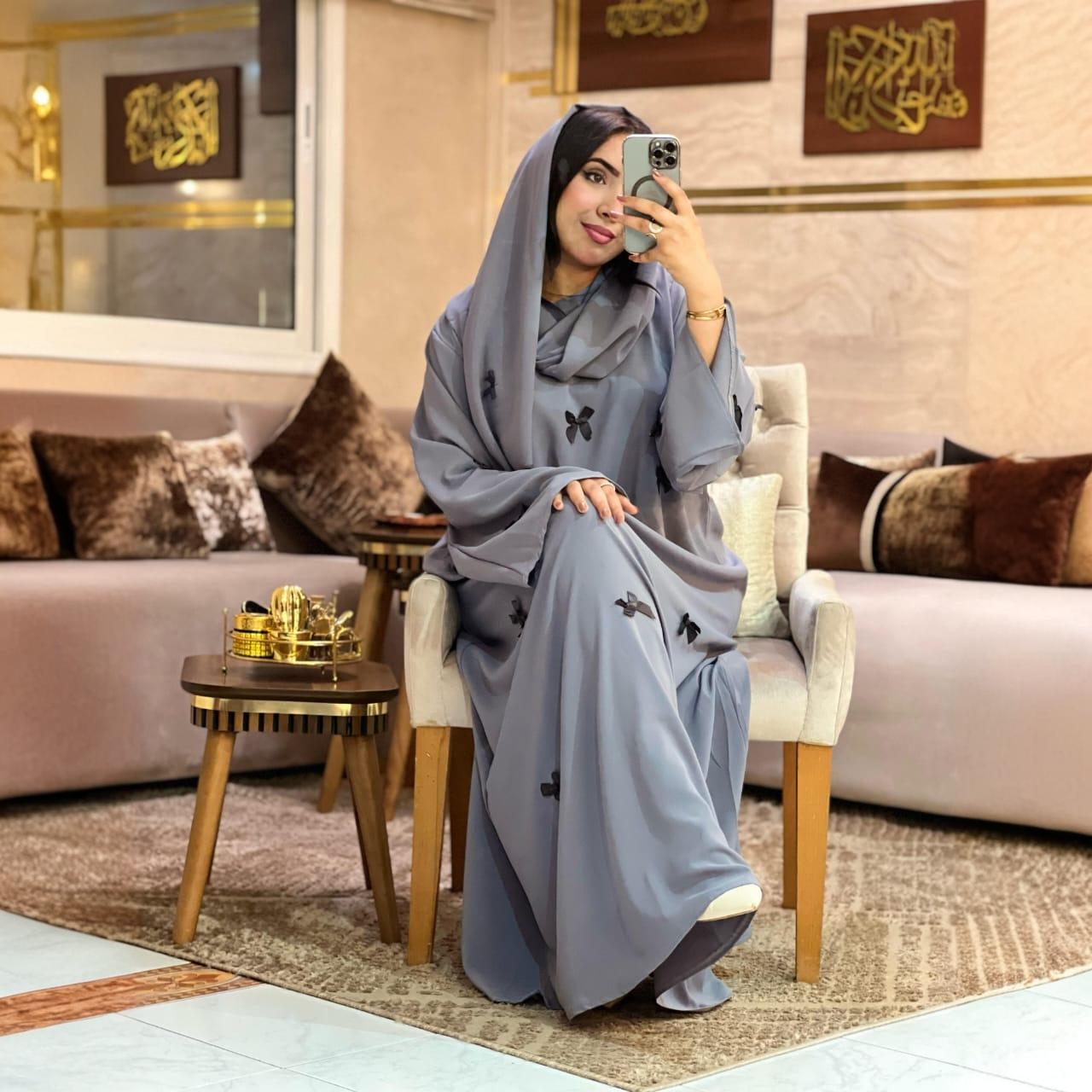 Abaya Royale Avec Foulard