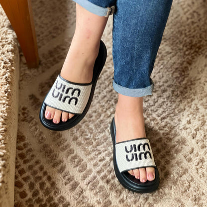 Miu Miu Sandales à logo appliqué